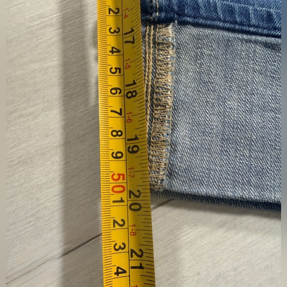GAP Low Rise Cropped Stretch Denim Capri Women Jeans Size 2 - Picture 15 of 16